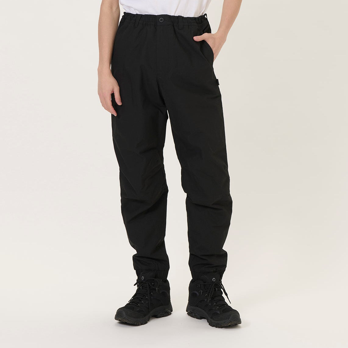 ＜フレイムリターダント（難燃素材）＆デッドエアーインシュレーション（多層構造綿）＞ PUFFER PANTS